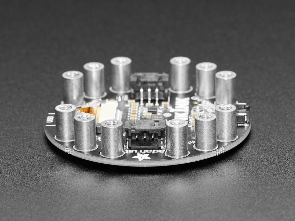 Circuit Playground 200x200 Tri-Color E-Ink Gizmo (E-Ink Display + Audio Amplifier) 6 Circuit Playground 200x200 Tri-Color E-Ink Gizmo (E-Ink Display + Audio Amplifier) - Image 4