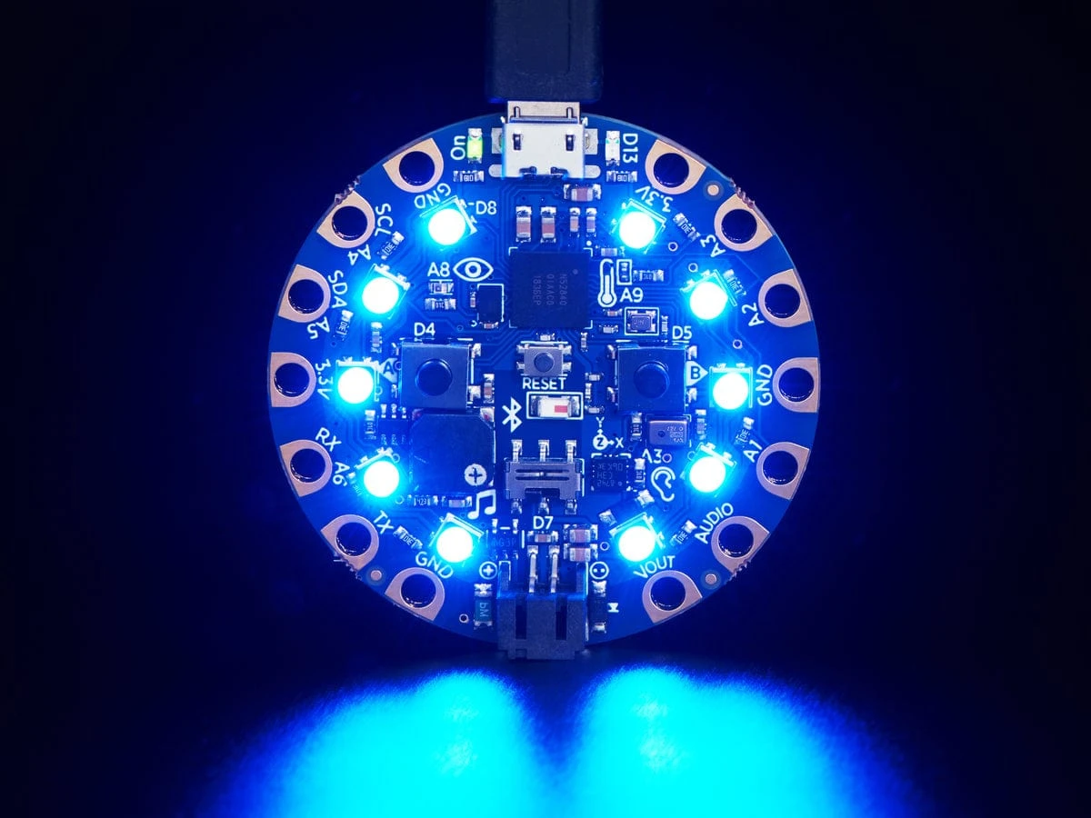 Circuit Playground Bluefruit - Bluetooth Low Energy 6 Circuit Playground Bluefruit - Bluetooth Low Energy - Image 4