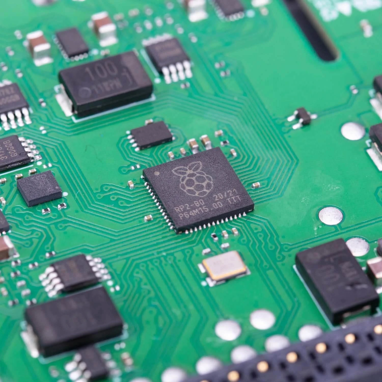 Raspberry Pi Build HAT 5 Raspberry Pi Build HAT - Image 3