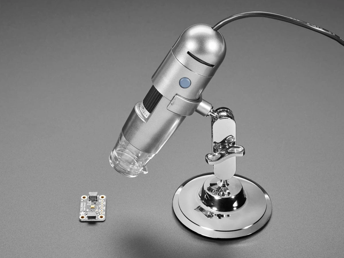 USB Microscope - 5MP Interpolated 220x Magnification / 8 LEDs 3 USB Microscope - 5MP Interpolated 220x Magnification / 8 LEDs
